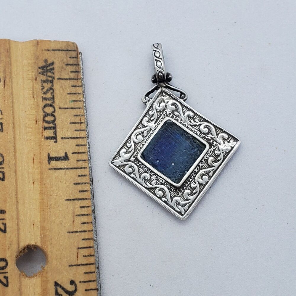 Sterling Silver K 925 Pendant Square with unknown center